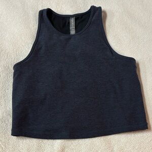 Vuori Plyo crop/tank top, medium, Midnight Heather blue